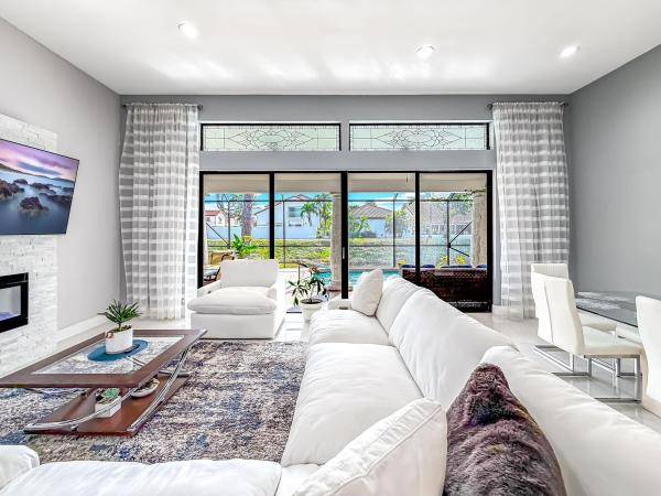 Villa Flora At Boca Pointe, 6406 Via Rosa, Boca Raton, Florida 33433, image 2