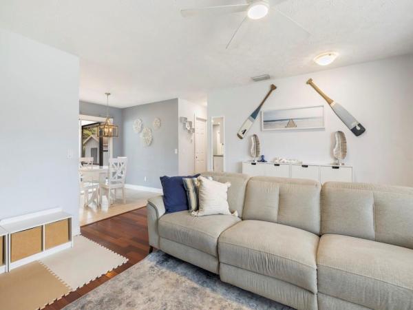 Swan Park, 121 NW Doreen St, Port St. Lucie, Florida 34983, image 1