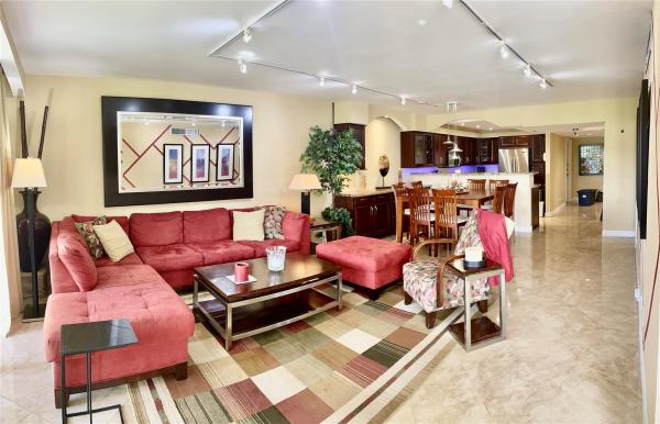 Palm-Aire Country Club 2, 2681 S Course Dr #212, Pompano Beach, Florida 33069, image 1