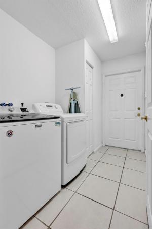 Canterbury, 292 Canterbury Dr E, Palm Beach Gardens, Florida 33418, image 1