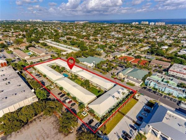 Tarelton Manor, 2100 NE 38th St #236, Lighthouse Point, Florida 33064, image 2