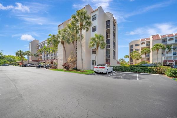 Lakes Of Environ, 3521 Environ Blvd #B509, Lauderhill, Florida 33319, image 2