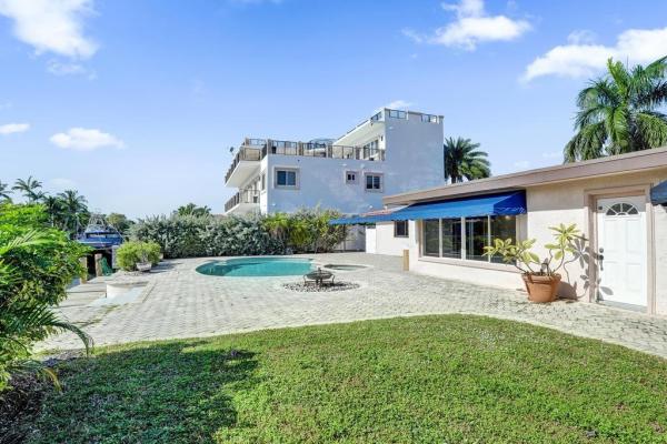 Pompano Isles, 2632 SE 10th Ct, Pompano Beach, Florida 33062, image 1