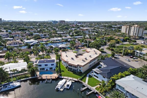 Santa Barbara Gardens, 2201 SE 9th St #106, Pompano Beach, Florida 33062, image 2