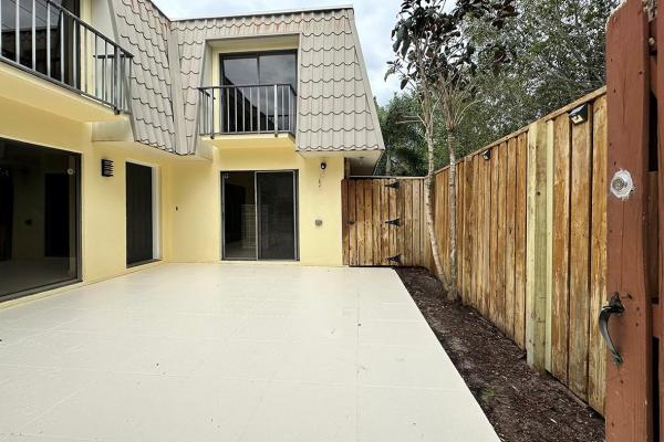 Embassy Park, 1700 Embassy Dr #402, West Palm Beach, Florida 33401, image 1