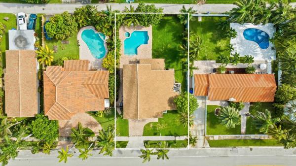 Hollywood Lakes, 715 Tyler St, Hollywood, Florida 33019, image 1