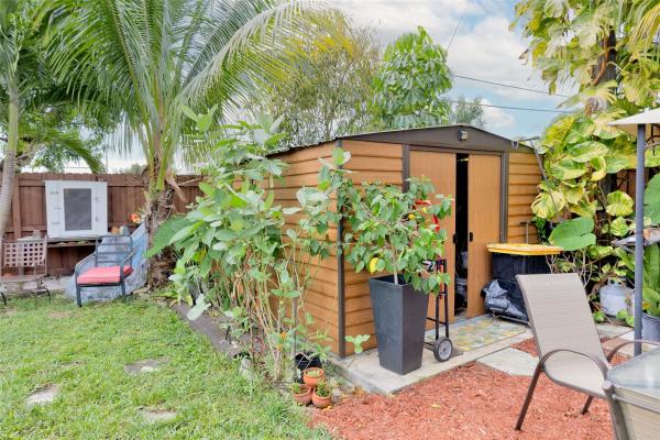 Park Road Manor, 3194 Taft St, Hollywood, Florida 33021, image 2