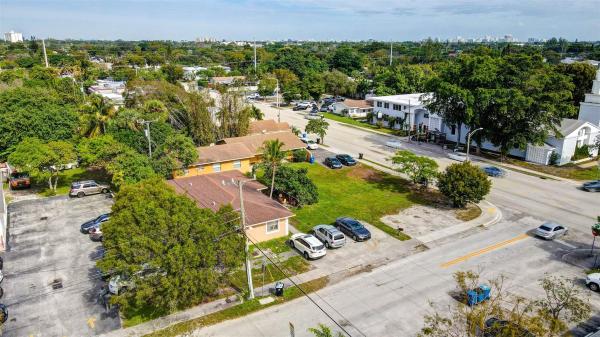 South Middle River, 25 NW 11th St, Fort Lauderdale, Florida 33311, image 1