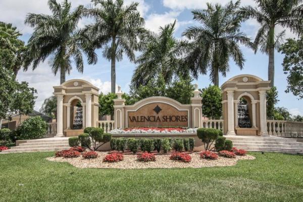Valencia Shores, 8266 Sandpiper Glen Dr, Lake Worth, Florida 33467, image 2