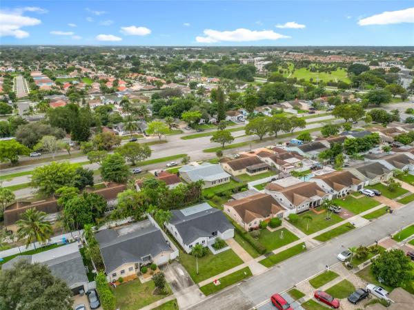 Sandalfoot Cove, 8926 SW 7th St, Boca Raton, Florida 33433, image 2