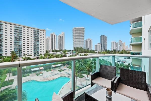 Oceanview B, 19380 Collins Ave #506, Sunny Isles Beach, Florida 33160, image 1