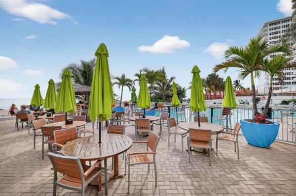 Ocean Manor, 4040 Galt Ocean Dr #708, Fort Lauderdale, Florida 33308, image 2