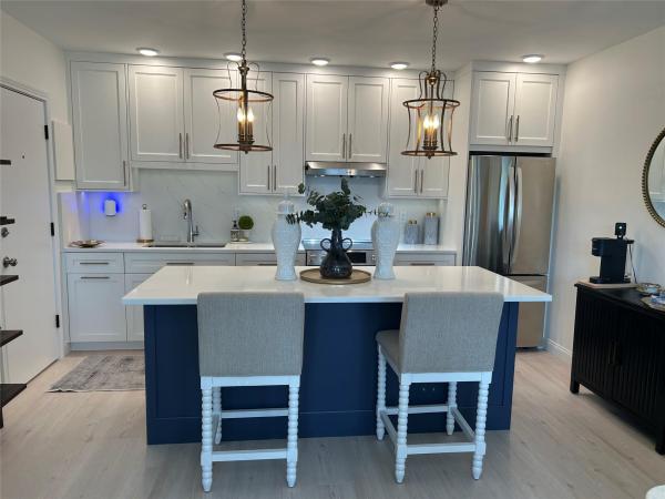 Georgian Courts, 6260 NE 18th Ave #722, Fort Lauderdale, Florida 33334, image 1