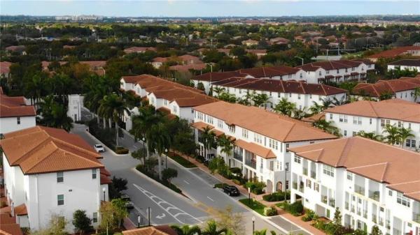 Montclair, 2667 SW 118th Rd, Miramar, Florida 33025, image 3