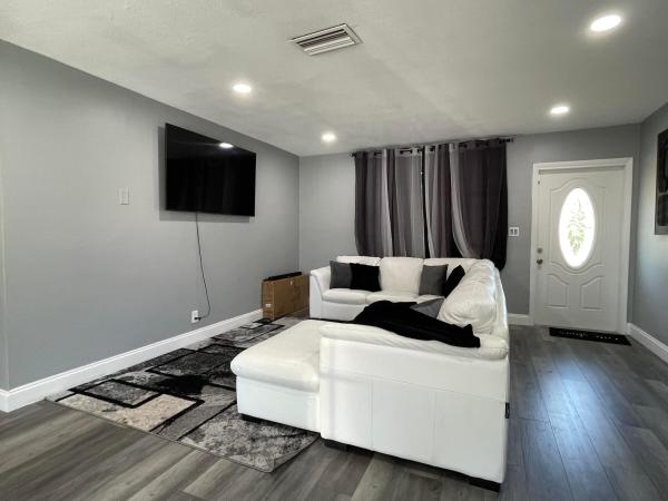 Coral Ridge Isles, 1478 NE 56th St, Fort Lauderdale, Florida 33334, image 1