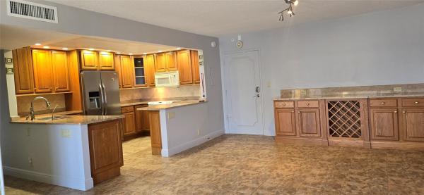 Parliament House, 405 N Ocean Blvd #1006, Pompano Beach, Florida 33062, image 1