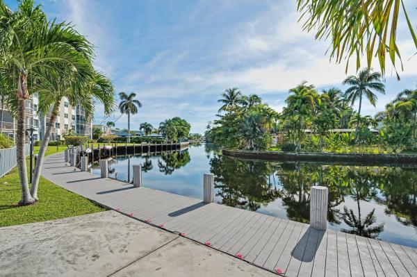 Devon At River Shores, 3000 NE 16th Ave #305, Oakland Park, Florida 33334, image 1