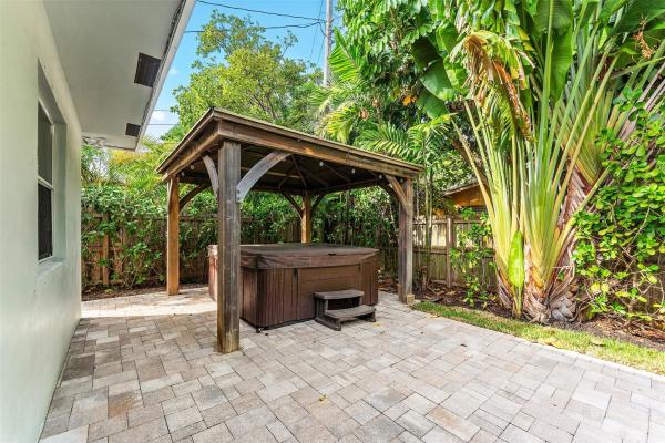 Hillsboro Shores, 3203 Dover Rd, Pompano Beach, Florida 33062, image 1