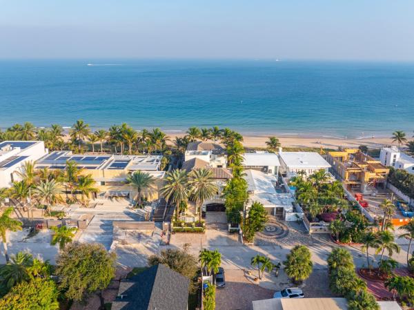 Lauderdale Beach, 2760 N Atlantic Blvd, Fort Lauderdale, Florida 33308, image 1