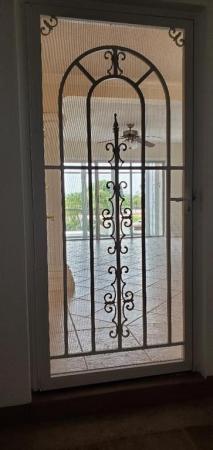 Avon At River Shores, 3040 NE 16th Ave #303 A, Oakland Park, Florida 33334, image 1