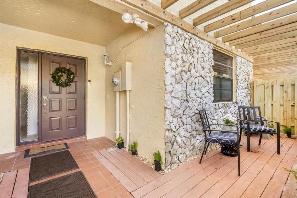 Villas Of Plantation, 7920 NW 11th Ct, Plantation, Florida 33322, image 1