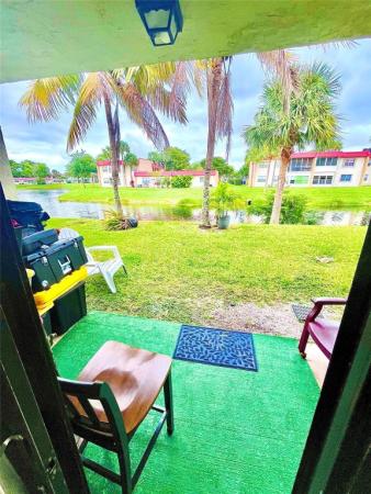 Palm Beach Grande, 1524 Lake Crystal Dr #C, West Palm Beach, Florida 33411, image 2