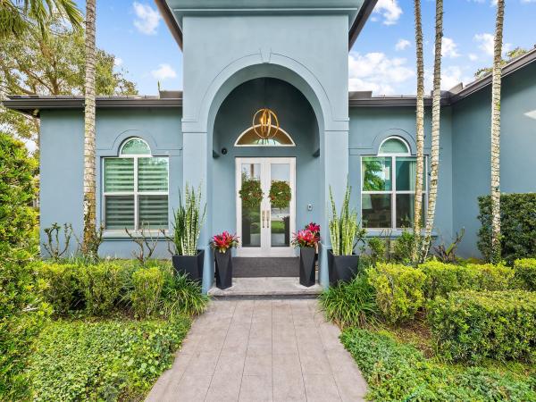 Signature Estates, 11350 NW 6th St, Plantation, Florida 33323, image 1