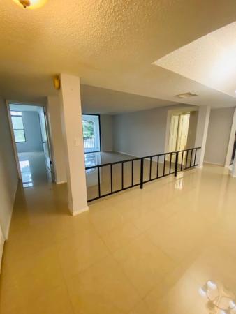 International Village At Inverrary, 3760 Inverrary Dr #2H, Lauderhill, Florida 33319, image 1