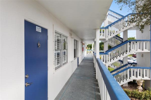 Newport, 2117 Newport U, Deerfield Beach, Florida 33442, image 2
