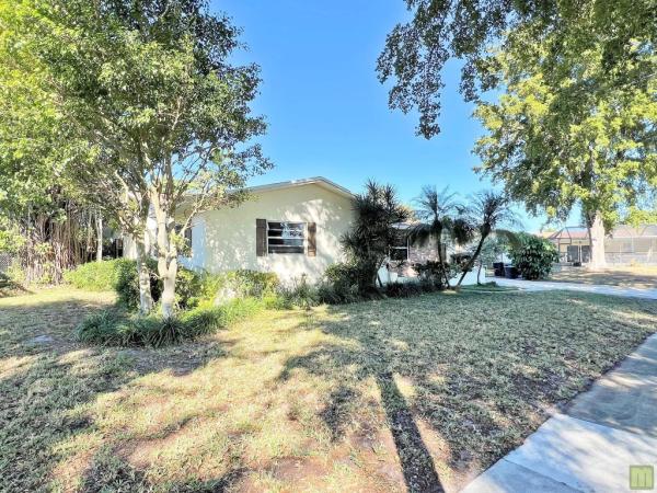 Coconut Creek No HOA, 661 Palmetto Dr, Coconut Creek, Florida 33066, image 2