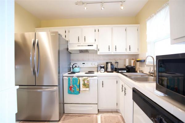 Royal Park Gardens 2, 6670 Royal Palm Blvd #308k, Margate, Florida 33063, image 1