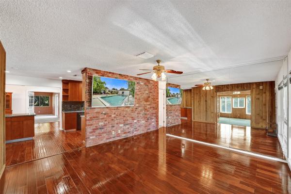 North Corals, 4731 NE 13th Ave, Oakland Park, Florida 33334, image 2