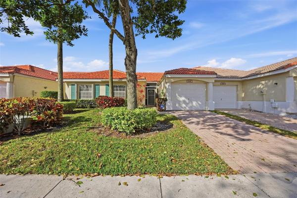 Floral Lakes, 6145 Lake Hibiscus Dr, Delray Beach, Florida 33484, image 1