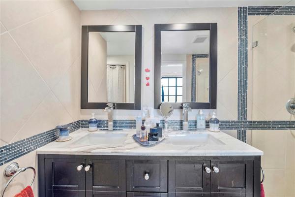 Royal Palm Isles, 1678 NW 36th Ct, Oakland Park, Florida 33309, image 2