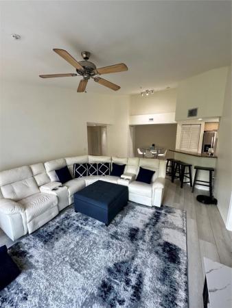 Village East, 2131 SE 10th Ave #1120, Fort Lauderdale, Florida 33316, image 2