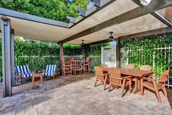 Addison Court At Wyndham Lakes, 11871 NW 57th St, Coral Springs, Florida 33076, image 2