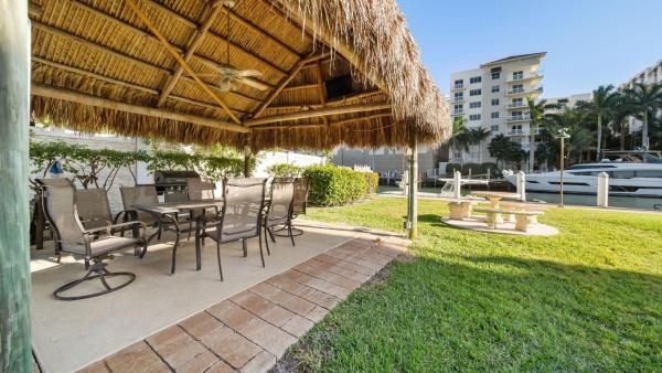 The Caravel, 1700 SE 15th St #302, Fort Lauderdale, Florida 33316, image 1