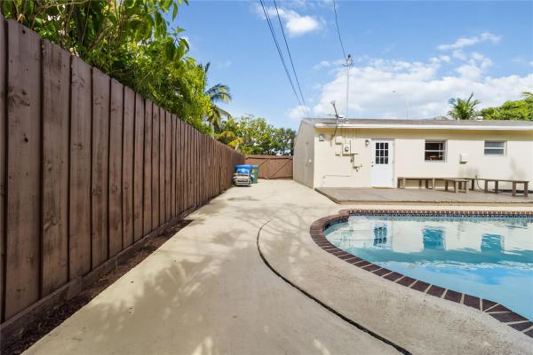 Collier Estates, 500 NE 61st Ct, Oakland Park, Florida 33334, image 1