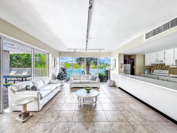 Horizon West, 3581 S Ocean Blvd #3B, South Palm Beach, Florida 33480, image 2