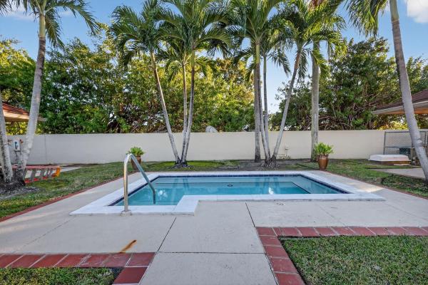 Villa Rustica, 18840 NW 57th Ave #302, Hialeah, Florida 33015, image 1