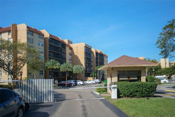 Environ 2, 3821 Environ Blvd #603, Lauderhill, Florida 33319, image 3