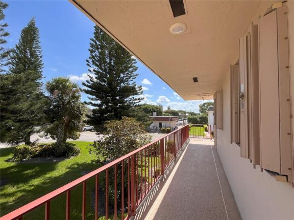 212 Oxford 400 #212, West Palm Beach, Florida 33417, image 1