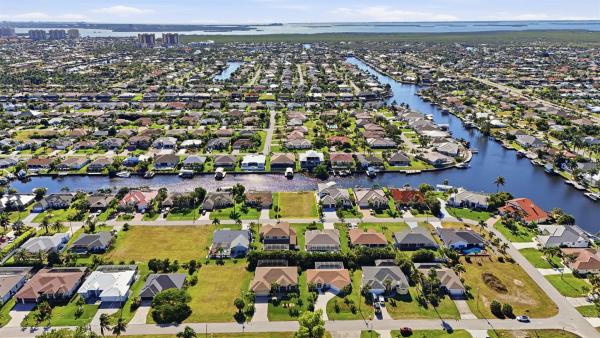 Cape Coral Residential, 1912 SW 48th Ln, Cape Coral, Florida 33914, image 2