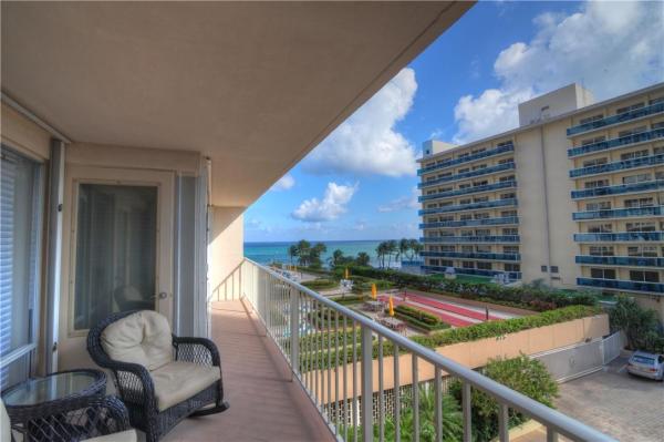The Galleon, 4100 Galt Ocean Dr #305, Fort Lauderdale, Florida 33308, image 1