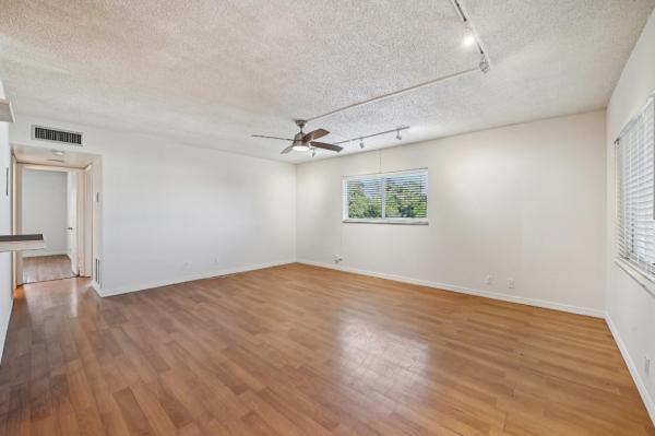 Coral Point, 1400 NE 54th St #208, Fort Lauderdale, Florida 33334, image 2