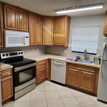 Grenadier Lakes At Welleby, 3634 NW 95th Ter #8L, Sunrise, Florida 33351, image 3