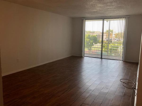 1800 N Lauderdale Ave #1304, Tamarac, Florida 33068, image 1