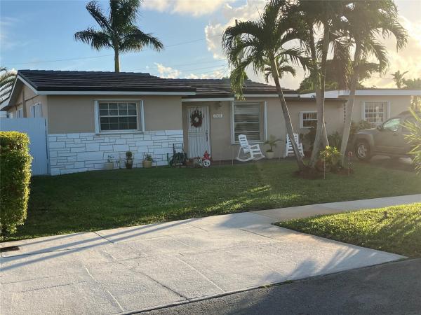 7960 NW 174th St, Hialeah, Florida 33015, image 1