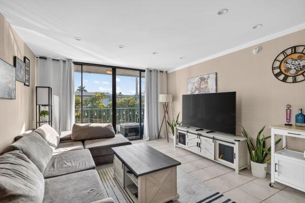 Quarterdeck, 1531 SE 15th St #6, Fort Lauderdale, Florida 33316, image 1