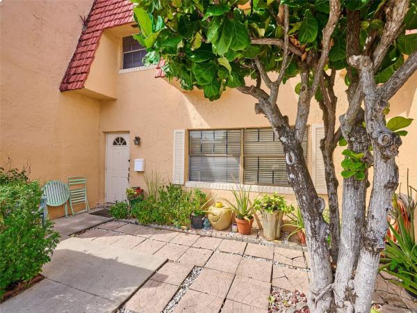 Shaker Village, 33 SW Spinning Wheel Ln, Tamarac, Florida 33319, image 1